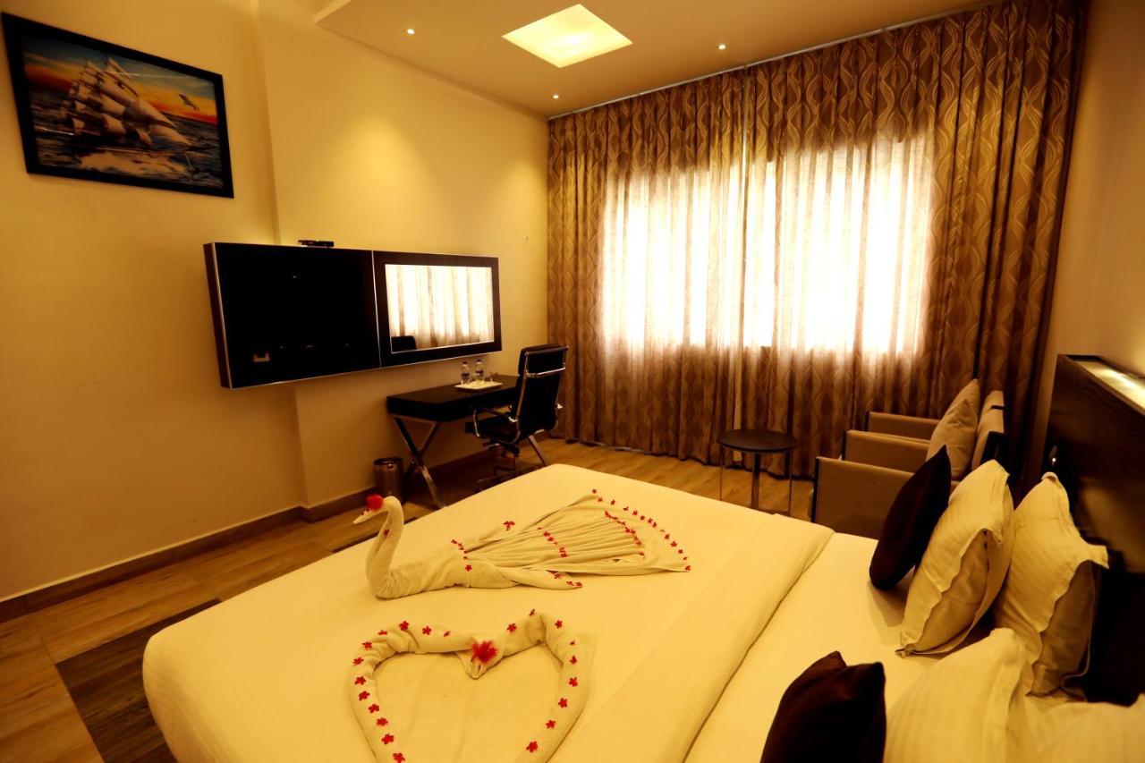 Hotel Queens Inn Velankanni Exteriér fotografie