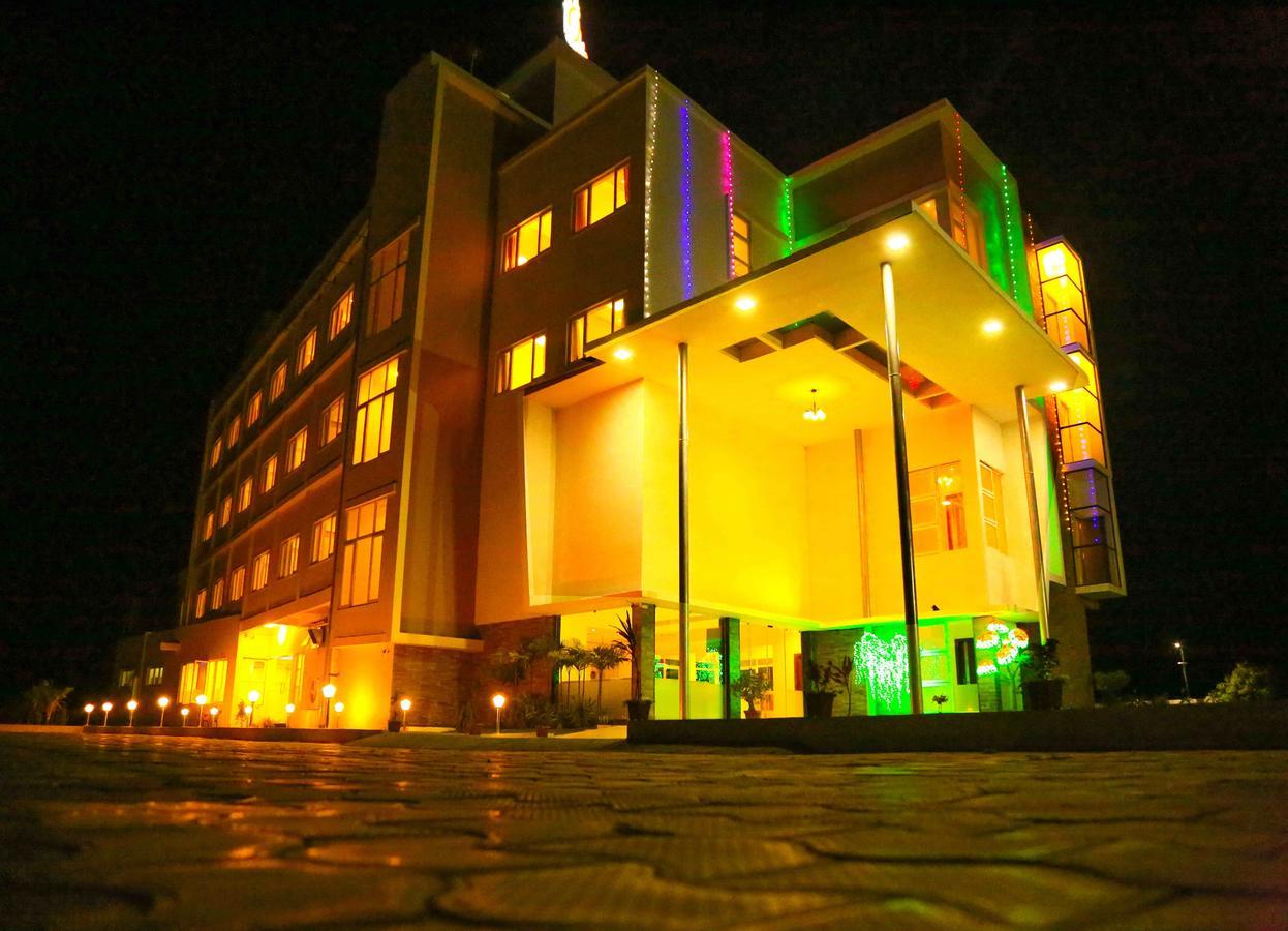 Hotel Queens Inn Velankanni Exteriér fotografie