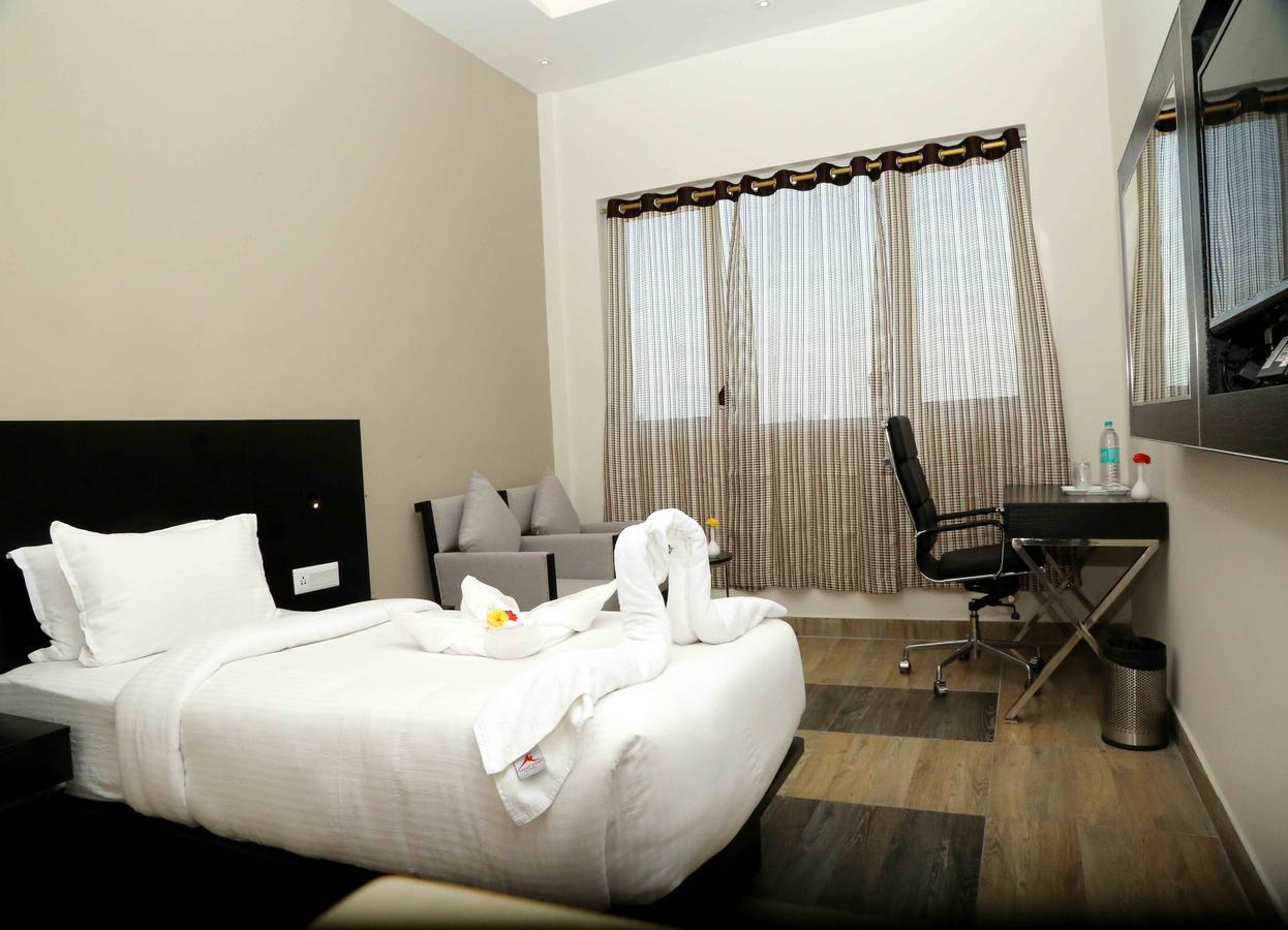 Hotel Queens Inn Velankanni Exteriér fotografie