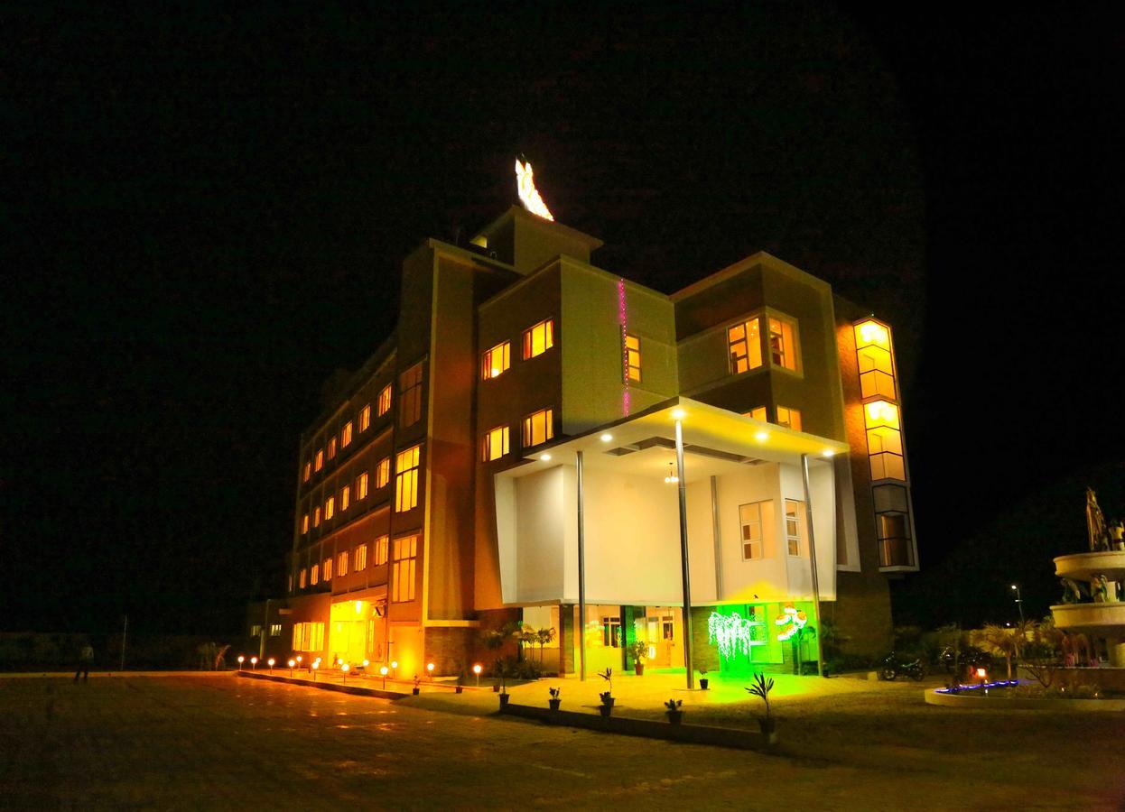 Hotel Queens Inn Velankanni Exteriér fotografie